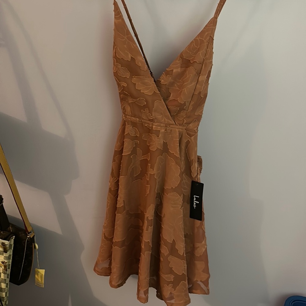 Dress - Picture 2 of 2